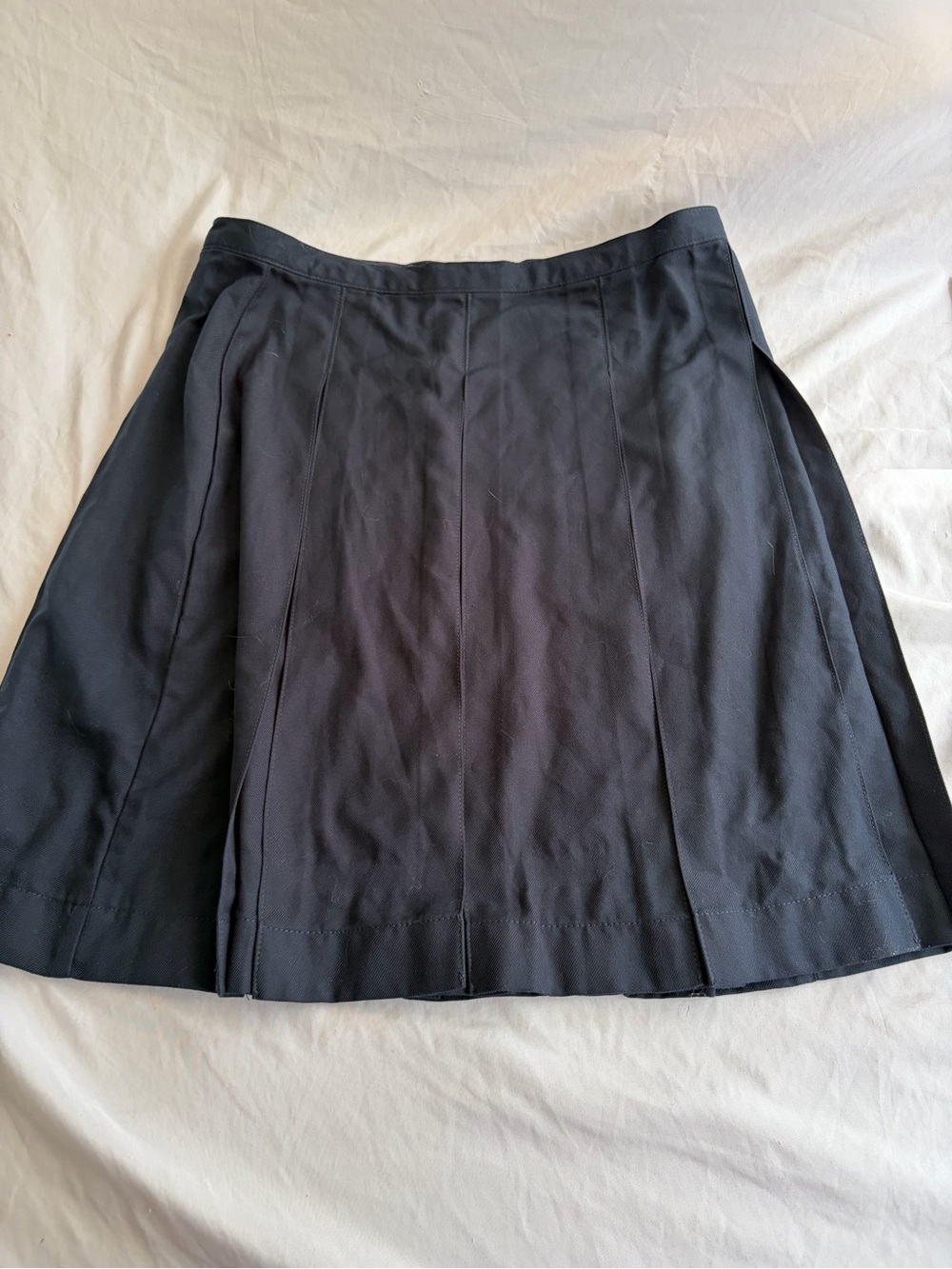 Lands' End  Navy Pleated Skirt Size 10 NWOT